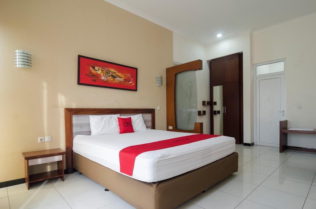 Wisma tamu Reddoorz @ Rejosari Semarang